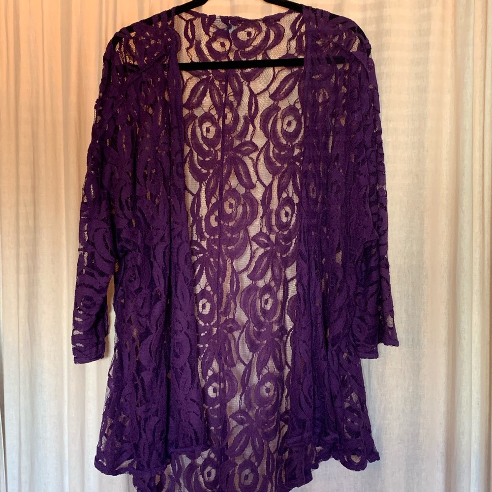 EUC LuLaRoe Lindsay Kimono size M